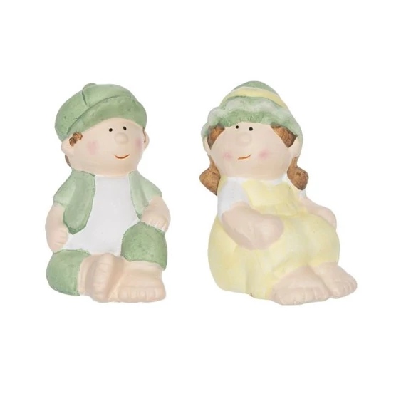 Gyerek fiú-lány sapkában ülő, 4,7x6,7x8,5 cm, sárga-zöld, 2 féle