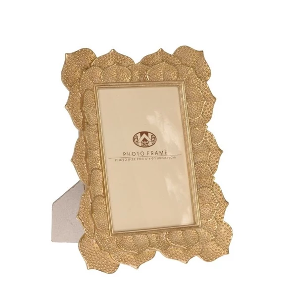 Levél mintás képkeret, poly, 19,7x24,8x2,3 cm, arany